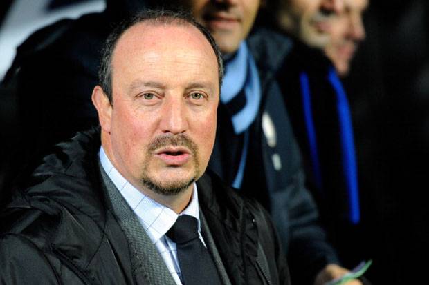 IN MINTEA LUI RAFA BENITEZ