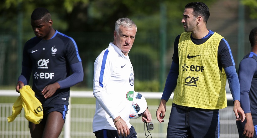 DESCHAMPS E ÎNGRIJORAT DIN PRICINA APĂRĂRII